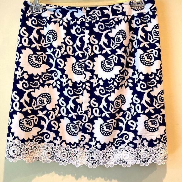 Ann Taylor blue and white skirt with lace women’s size 8 petite - Picture 4 of 7